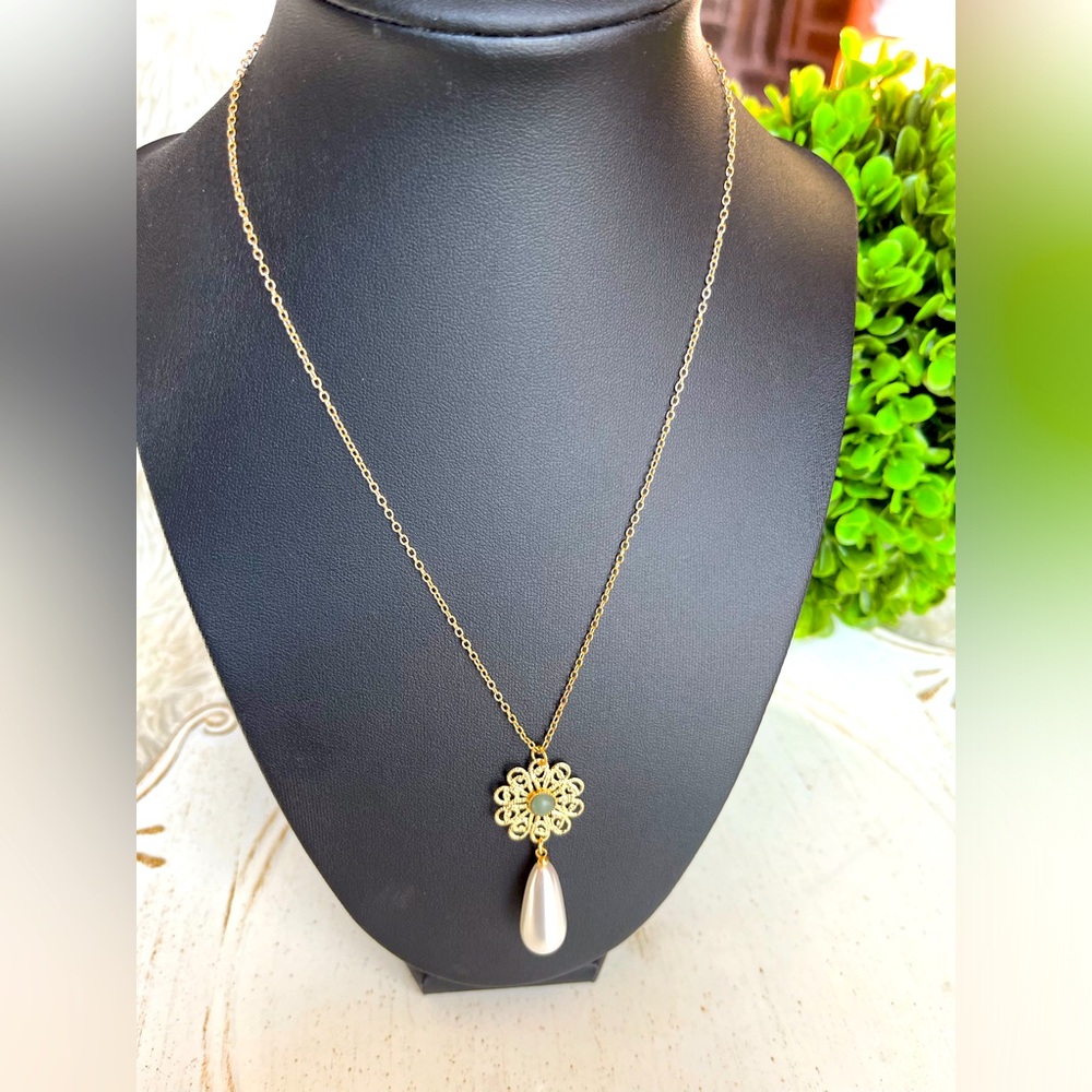 Fashion gold tone necklace with pearl charm 16” BOGO